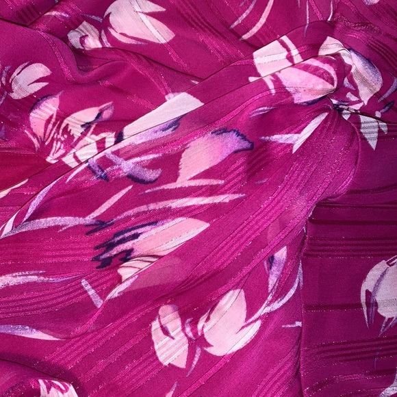 🔥 DKNY dress Floral Shimmer Raspberry color - Picture 3 of 3